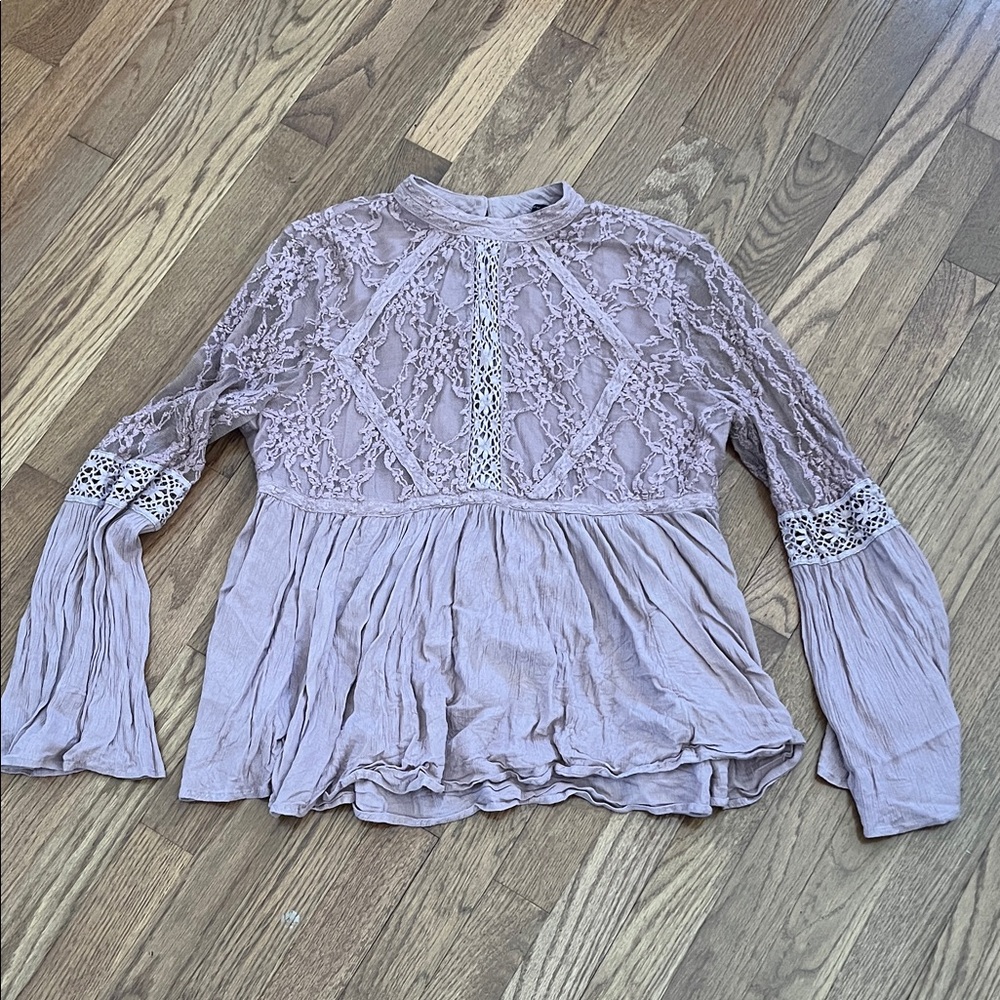 American Eagle large blouse